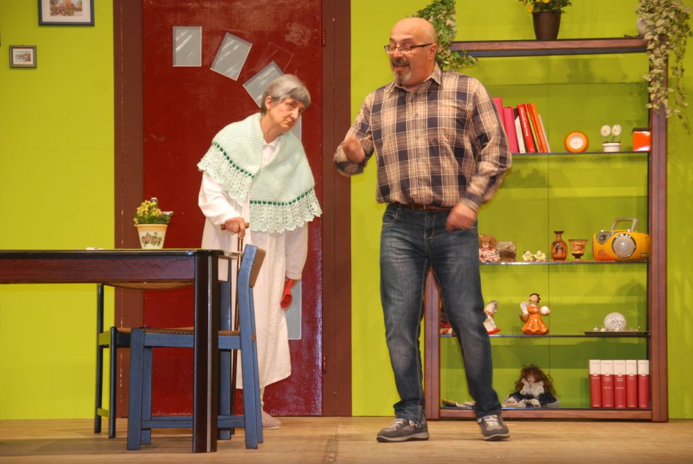 Une-manie-di-sassins-compagnia-teatrale-la-pipinate