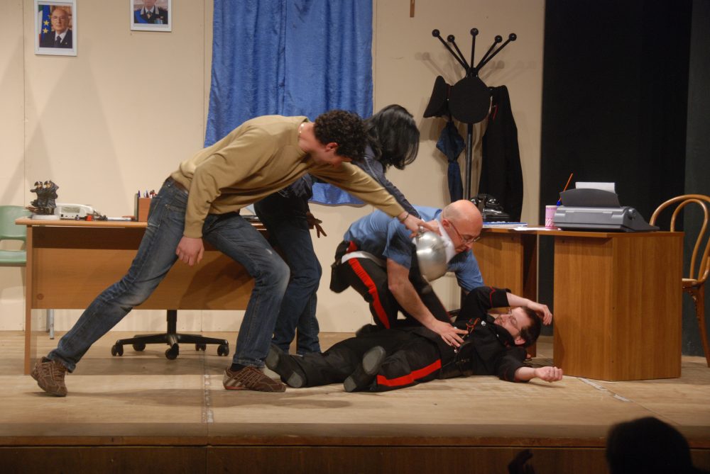 Concors-par-deventâ-carabinîr-compagnia-teatrale-la-pipinate