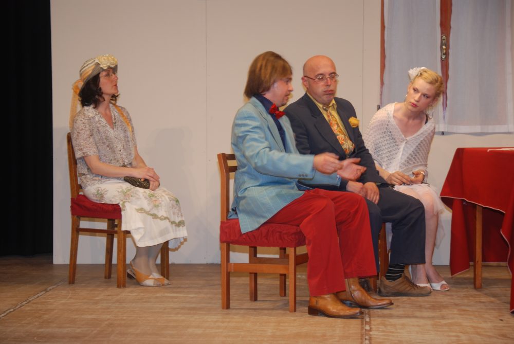 Al-è-simpri-timp-par-maridâsi-compagnia-teatrale-la-pipinate
